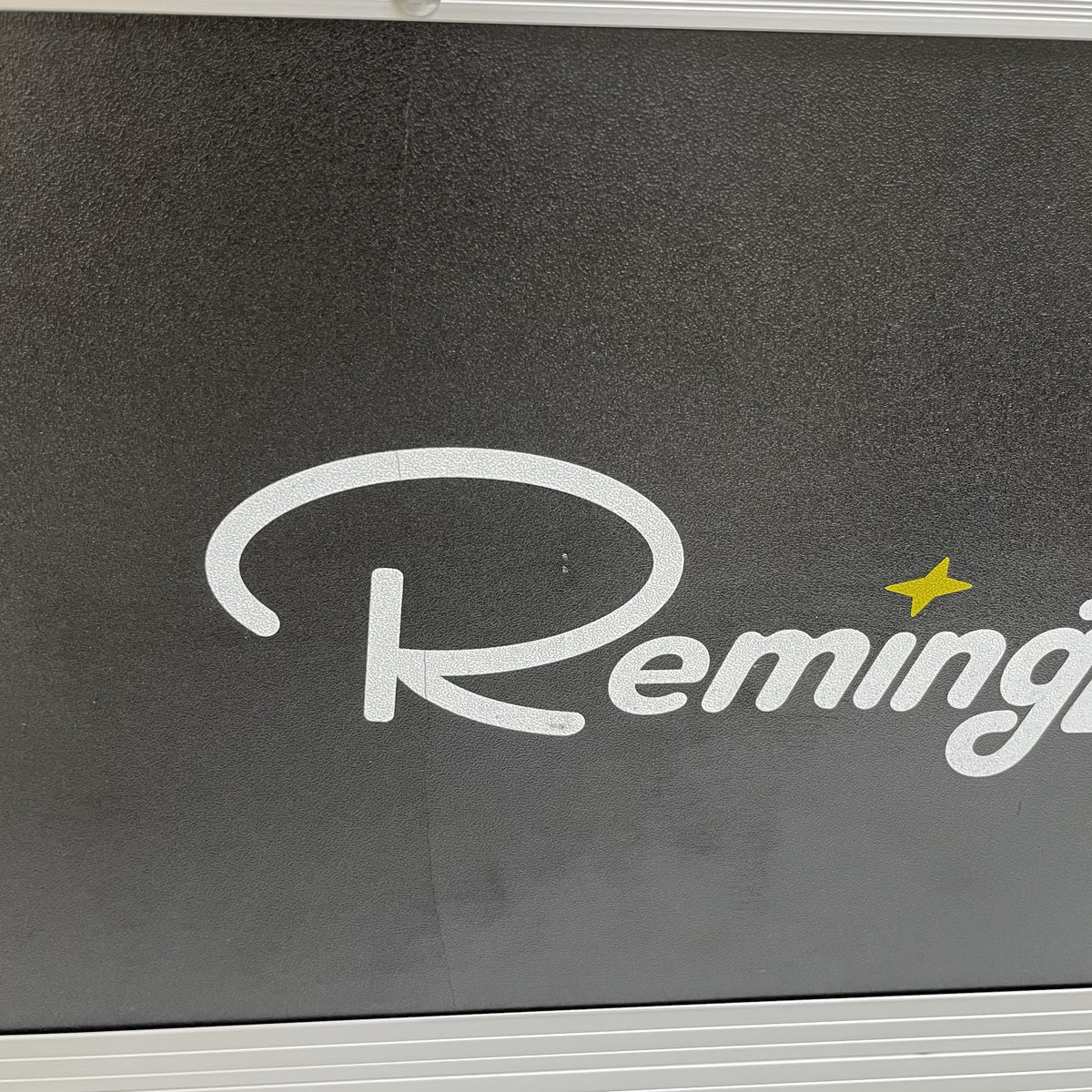 Máquina De Coser Telas Pesadas Remington R105 Profesional (Segunda Selección N1019)